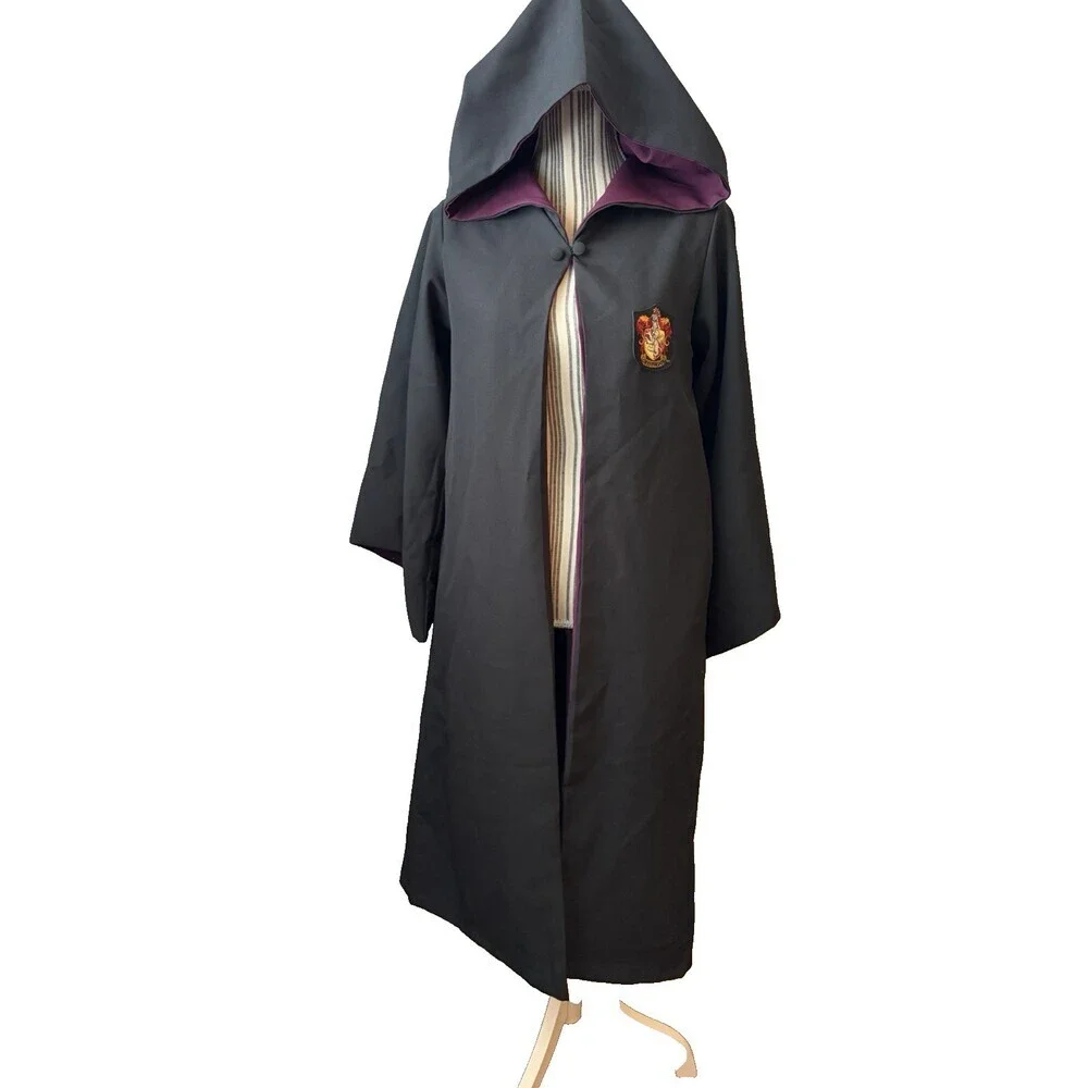 Gryffindor Adult Size XXS Wizarding World of Harry Potter Universal Studios Robe